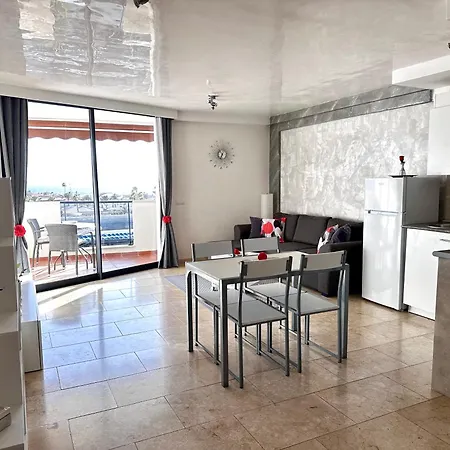 Ocean View Elegant Magic Apartman *