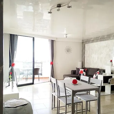 Ocean View Elegant Magic Apartment