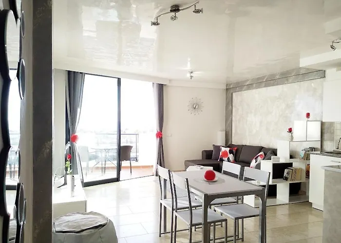 Ocean View Elegant Magic 公寓